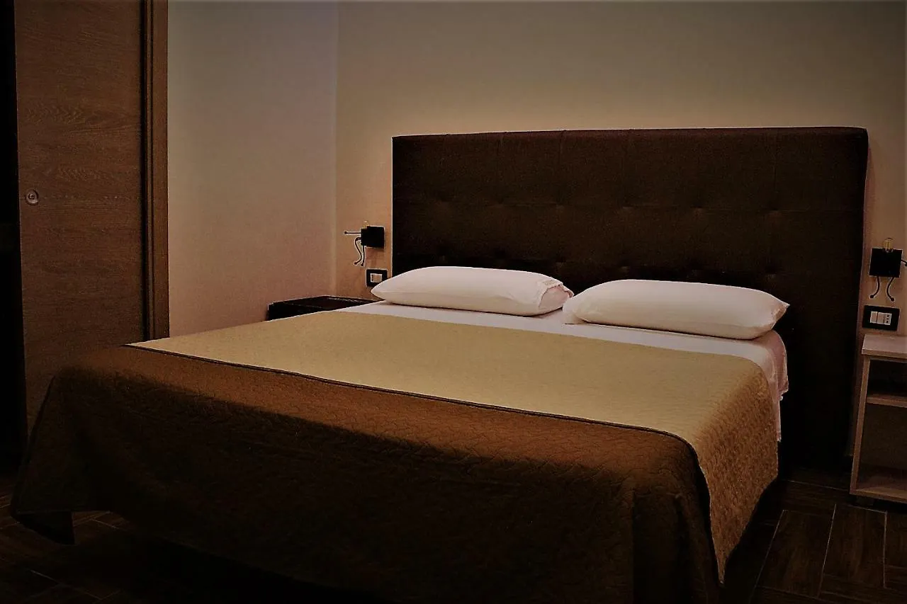 Guest house Dei Gerolomini Hotel Naples