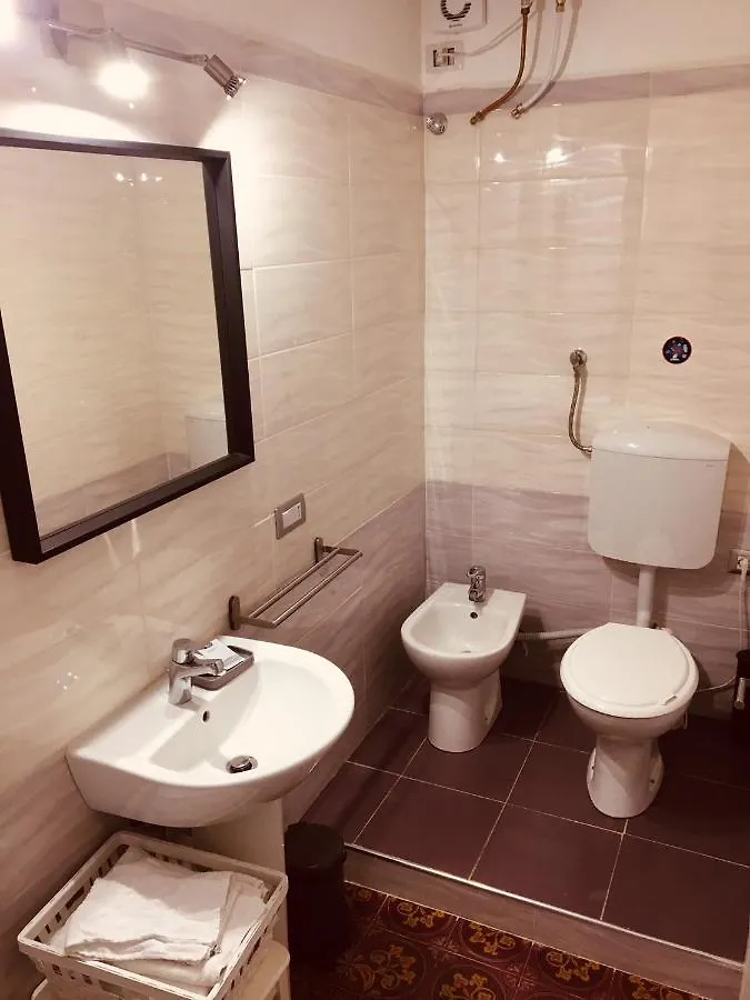 Guest house Dei Gerolomini Hotel Naples